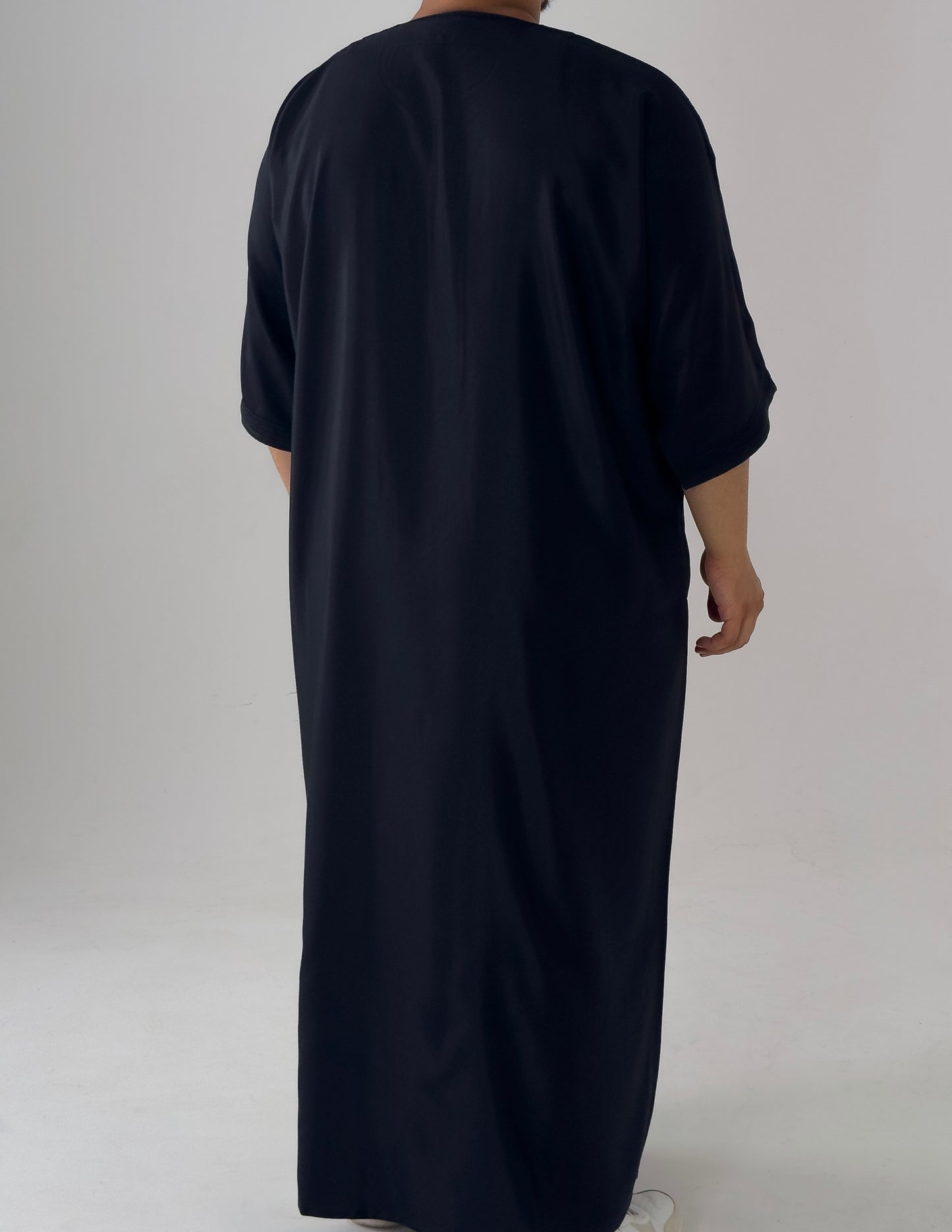 Black Moroccan Thobe Al-Waha Collection