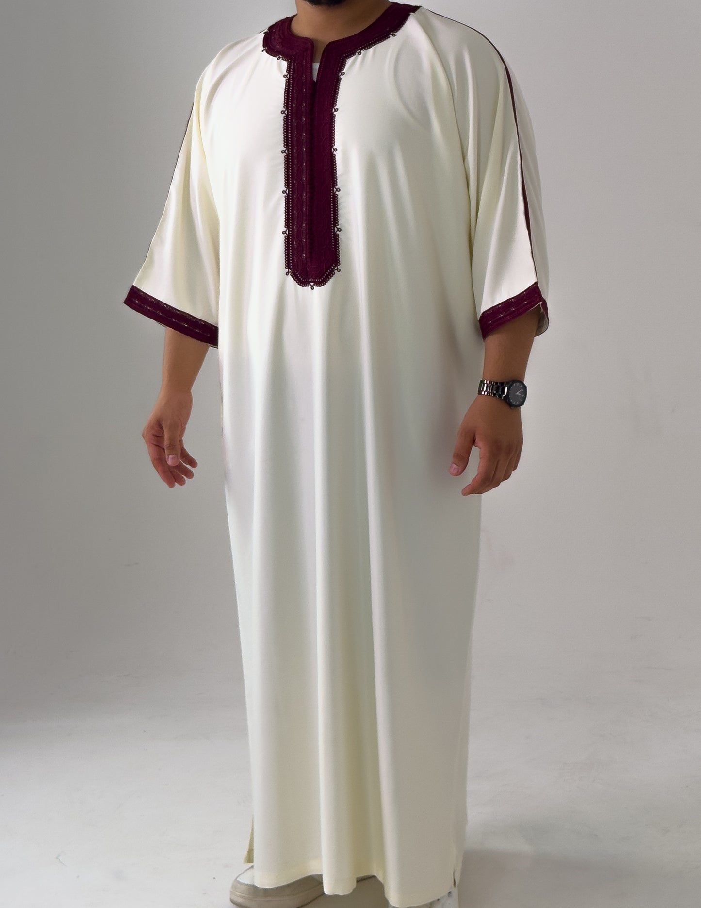 White & Red Moroccan Thobe As-Sarayah collection