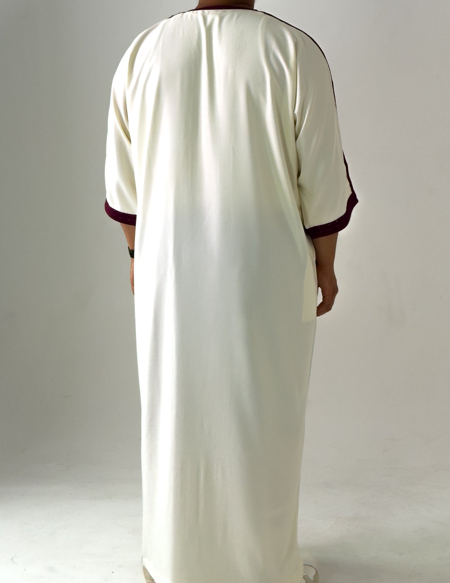 White & Red Moroccan Thobe As-Sarayah collection